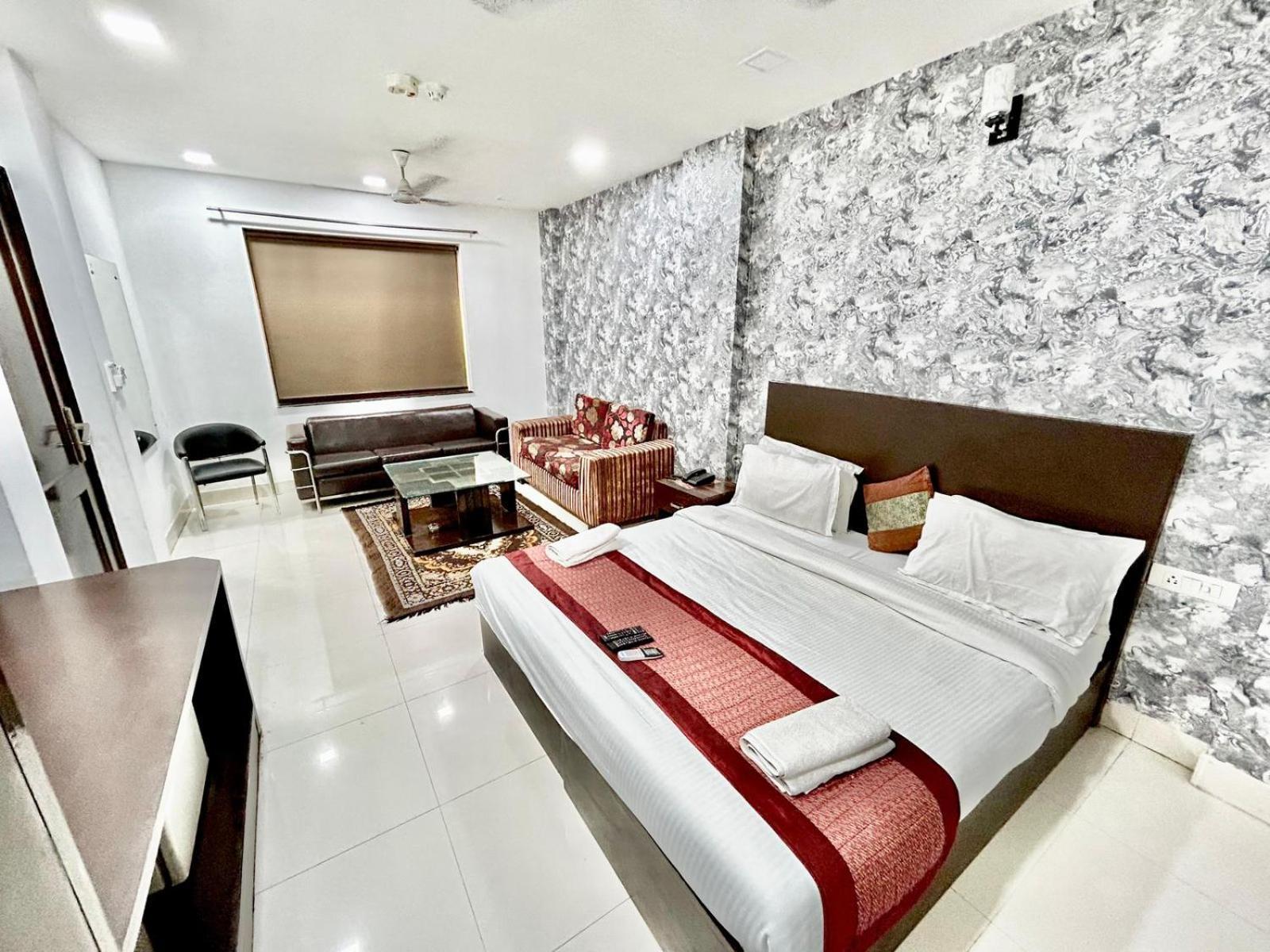 The Tomar Hospitality 3* New Delhi